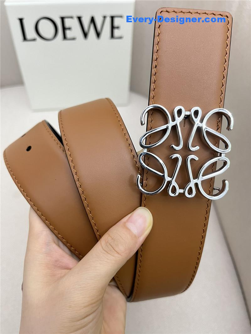 L0ew* simple and versatile belt