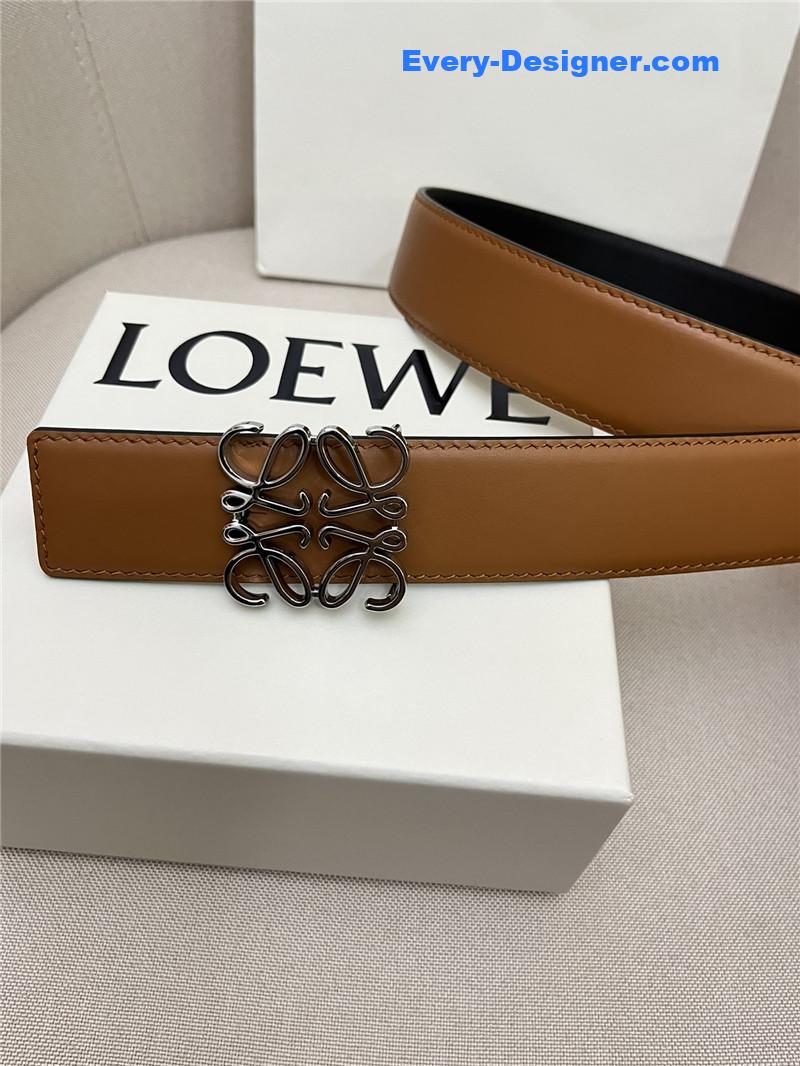 L0ew* simple and versatile belt