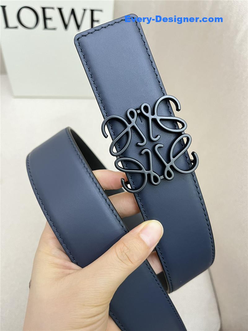 L0ew* simple and versatile belt