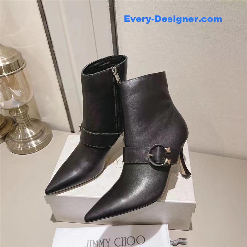 J1m*y Ch00 exquisite fashion booties