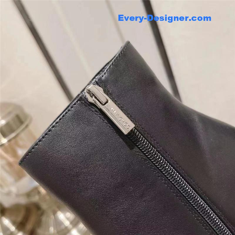 J1m*y Ch00 exquisite fashion booties