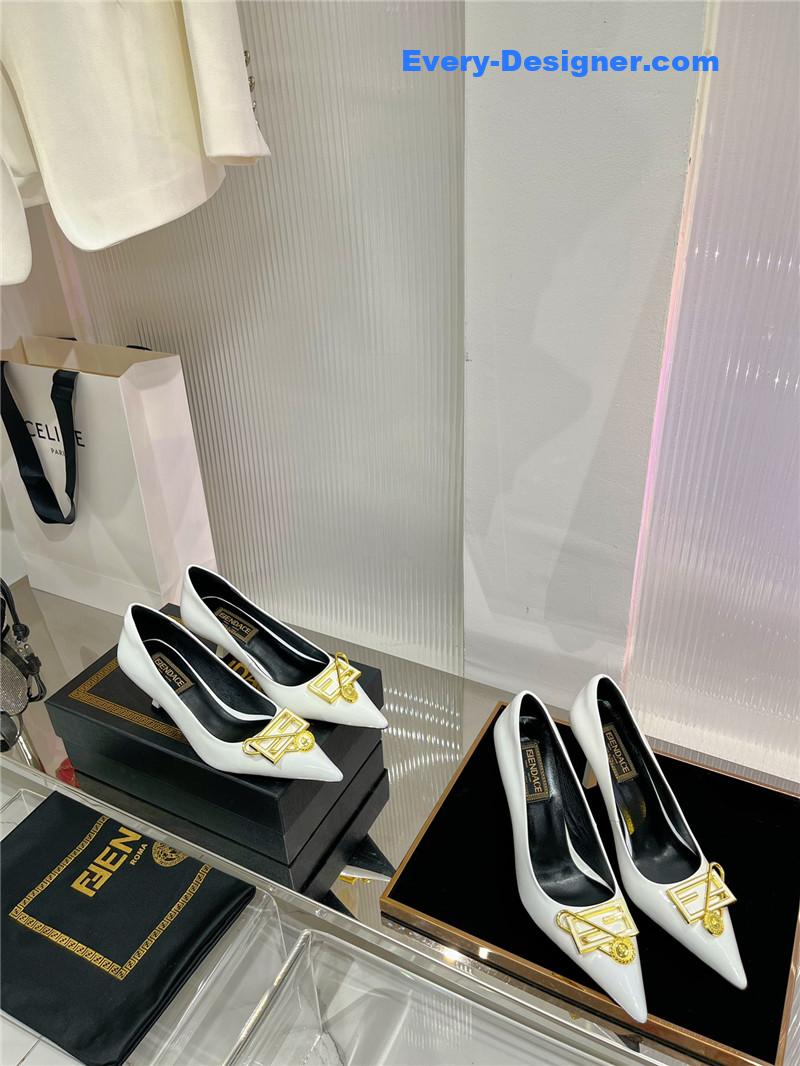 Versace simple temperament high heels