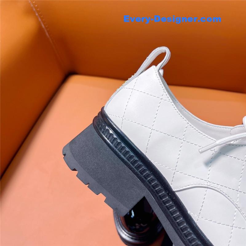 CC classic double C letter logo loafers