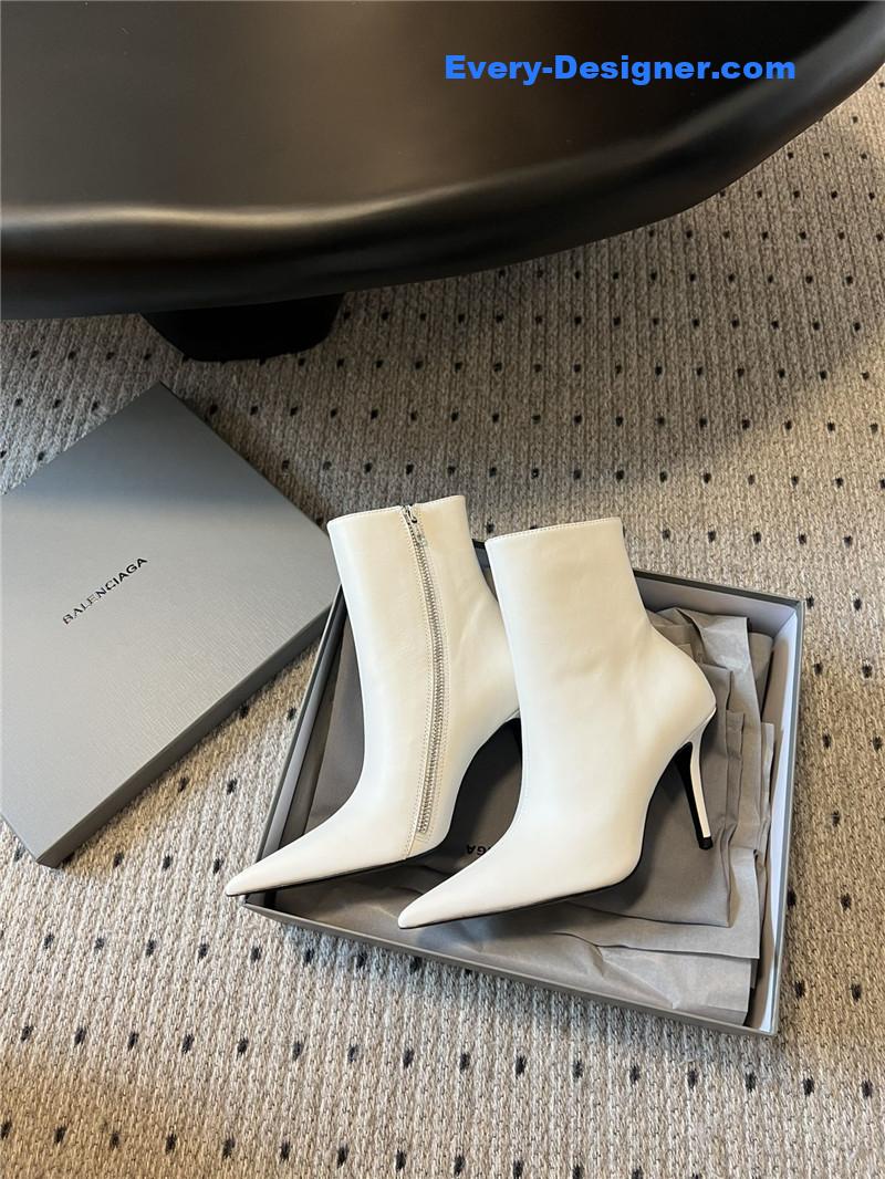 Ba1en*iaga pointed toe zip boots