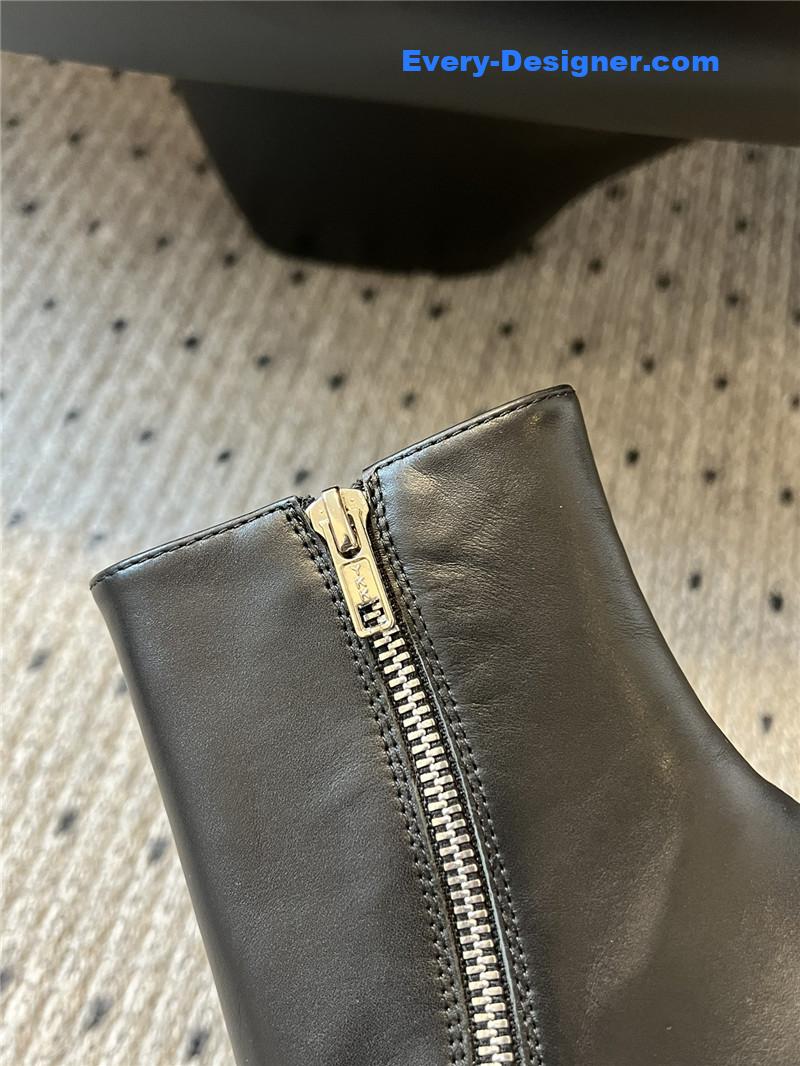 Ba1en*iaga pointed toe zip boots