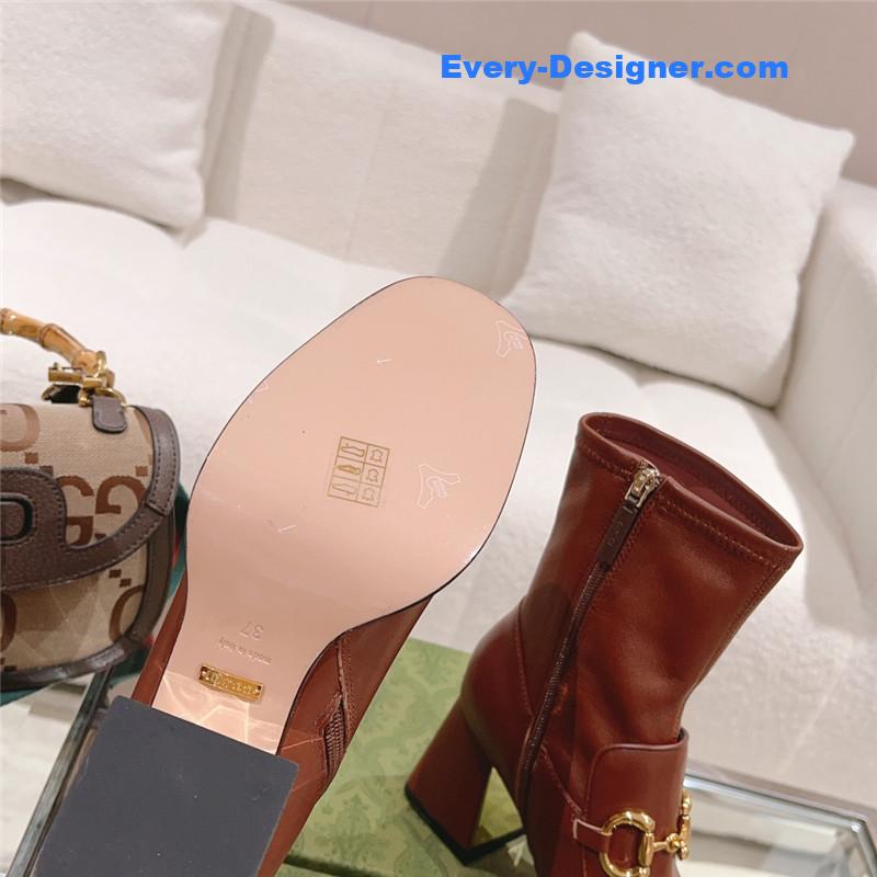 Gvc*1 pull buckle ankle boots