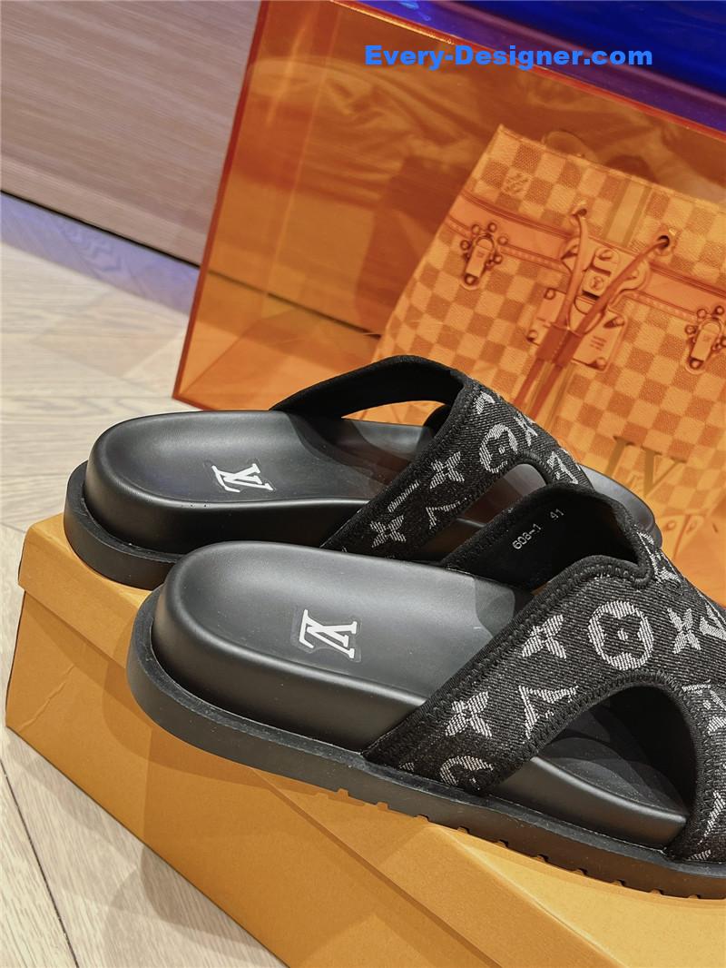 l0vis Vvtt0n lv summer all-match beach slippers