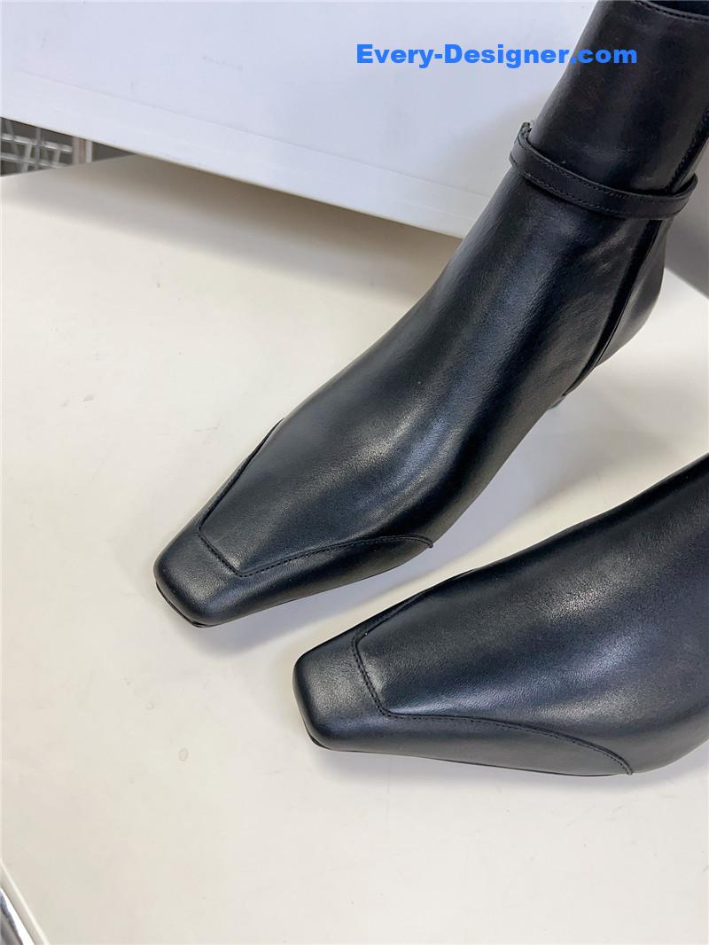 Ce1i*e british pointed toe early autumn ankle boots