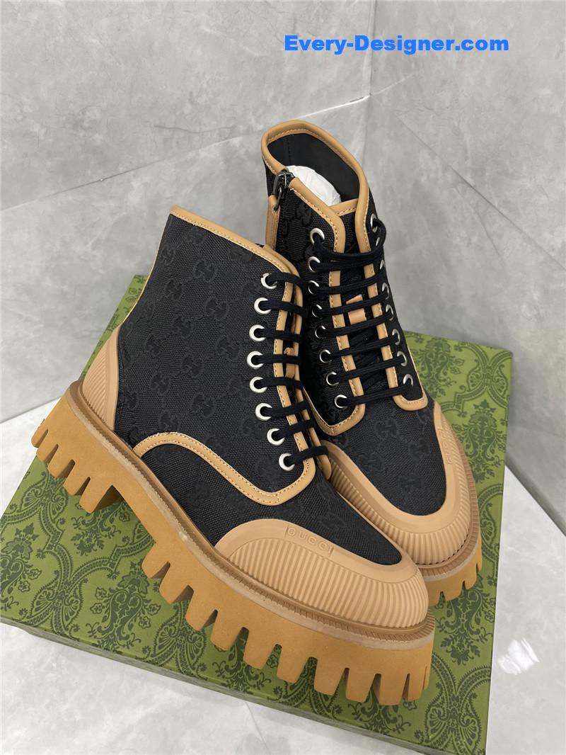 Gvc*1 side zipper martin boots