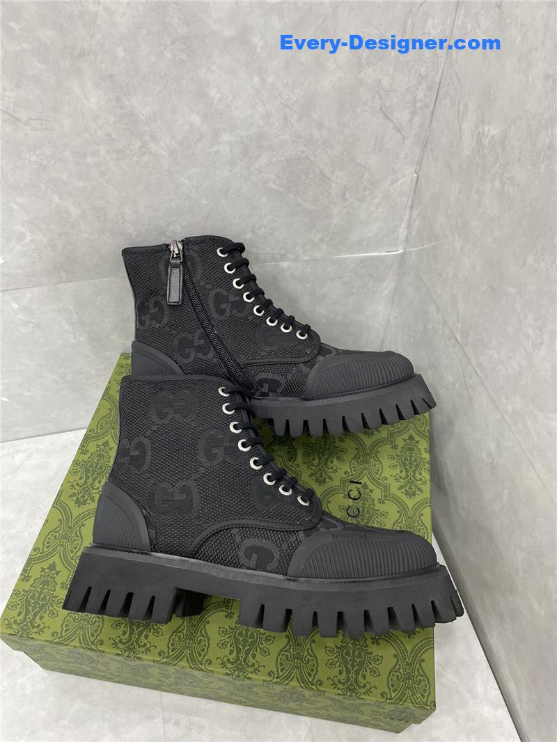 Gvc*1 side zipper martin boots
