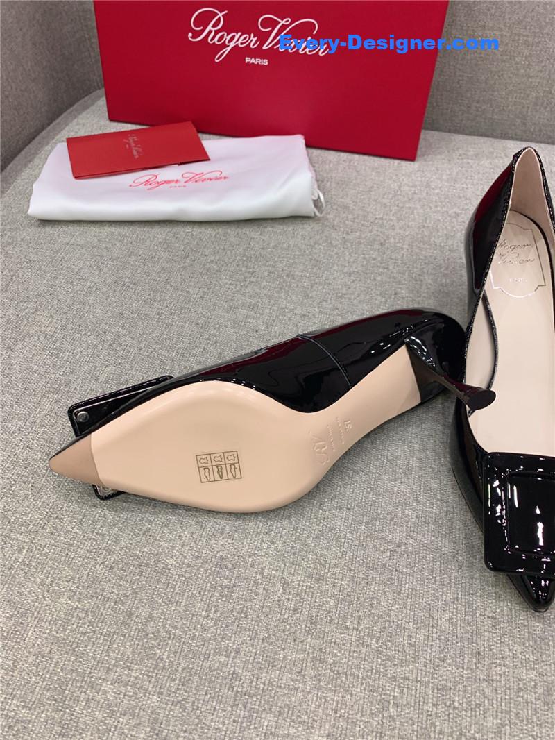 Roger vivier new leather buckle cat heel shoes