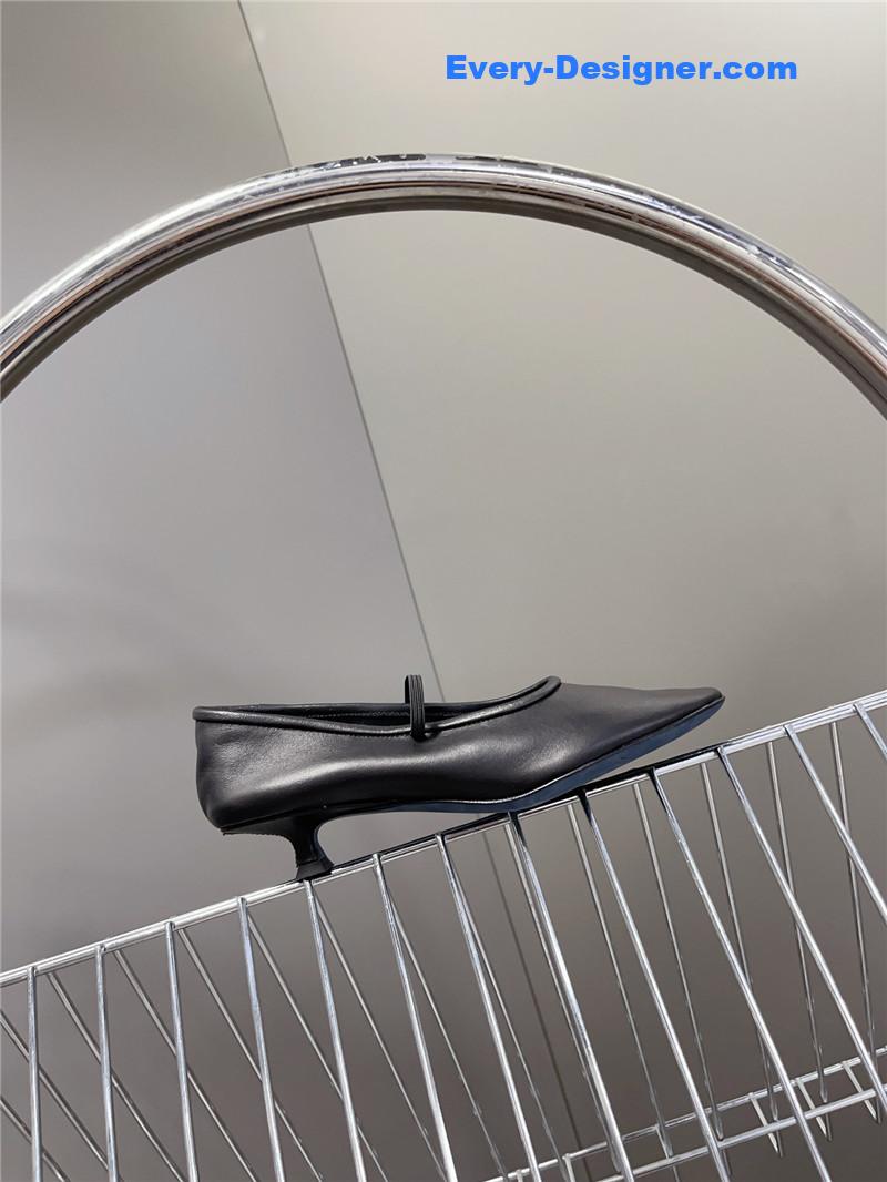 The R0w ballet flats