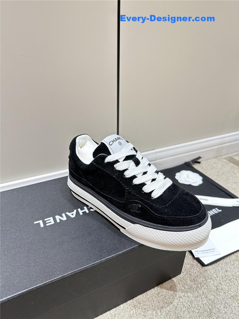 Ch**el classic sneakers