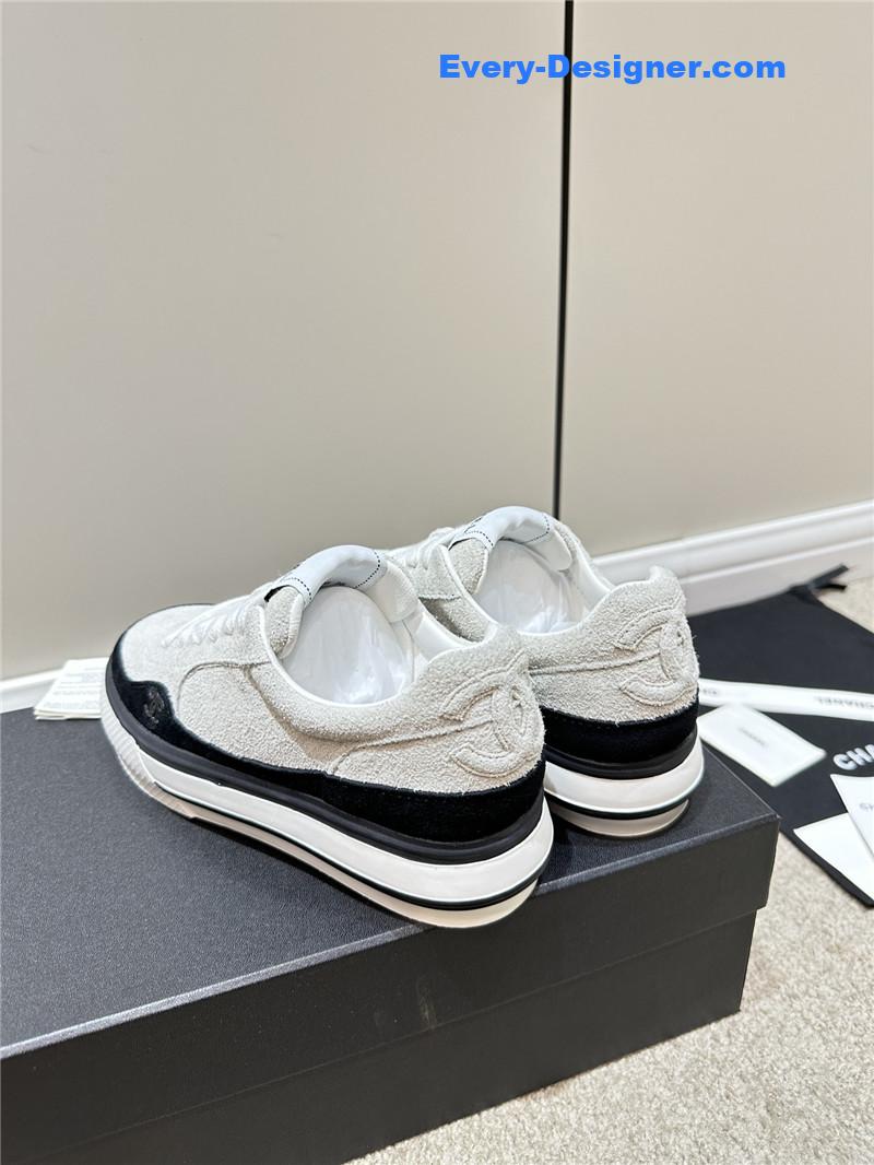 Ch**el classic sneakers
