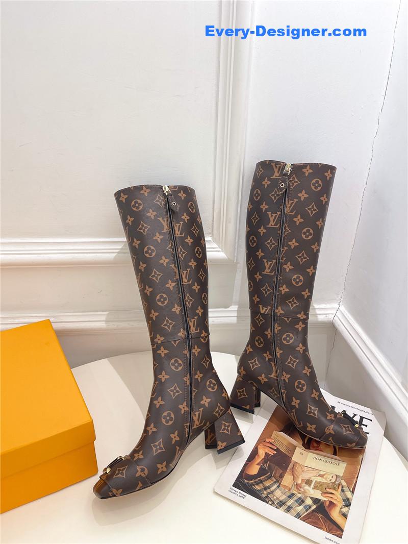 l0vis Vvtt0n lv new v-shaped chunky heel boots