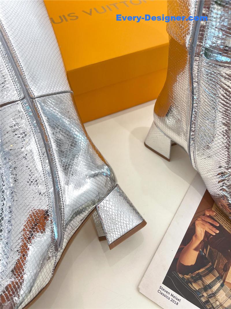 l0vis Vvtt0n lv new v-shaped chunky heel boots