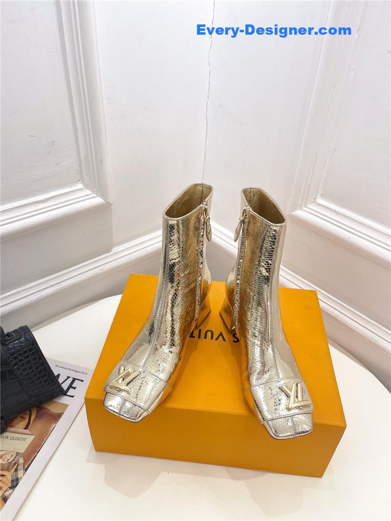 l0vis Vvtt0n lv new v-shaped chunky heel ankle boots