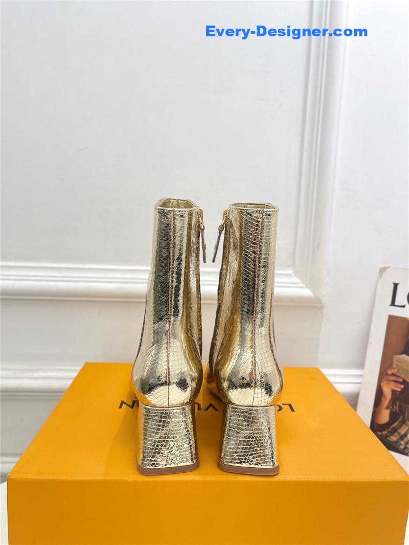 l0vis Vvtt0n lv new v-shaped chunky heel ankle boots