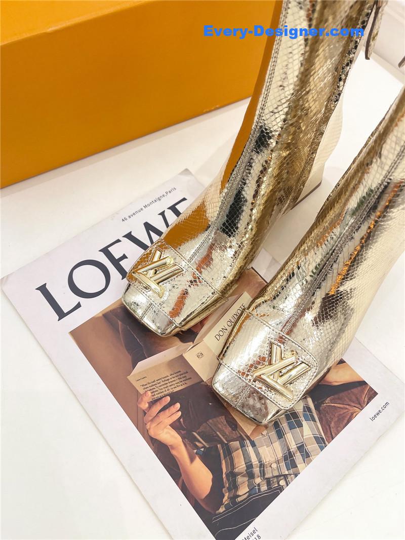 l0vis Vvtt0n lv new v-shaped chunky heel ankle boots