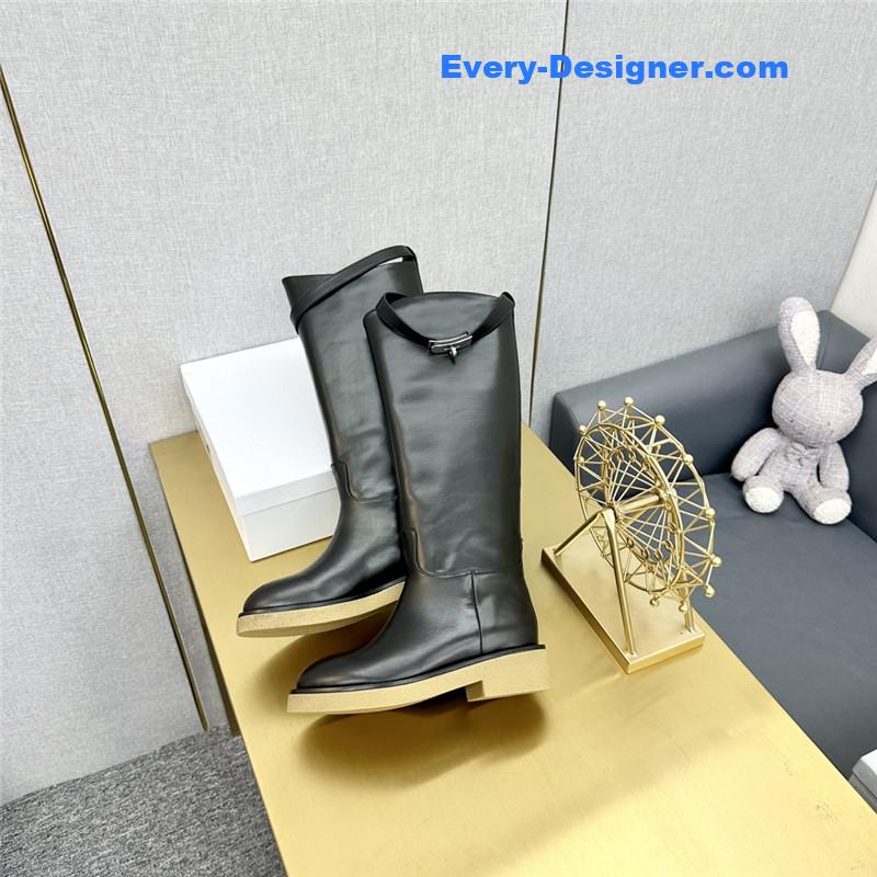 H**me5 classic boots