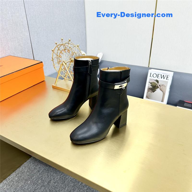 H**me5 classic boots