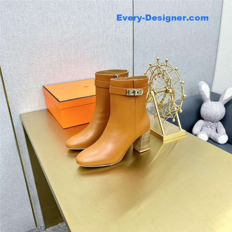 H**me5 classic boots