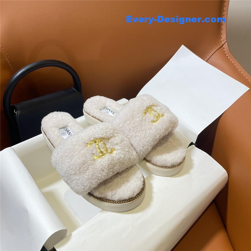 CC new fur slippers