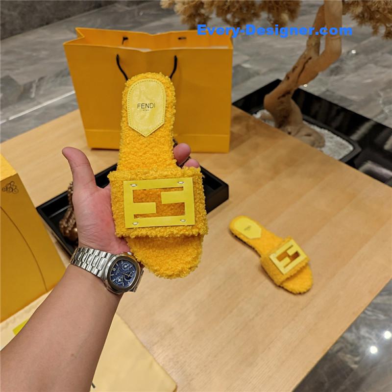 F**di lamb wool series slippers