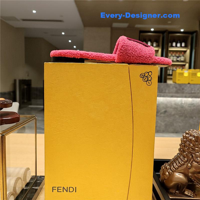 F**di lamb wool series slippers