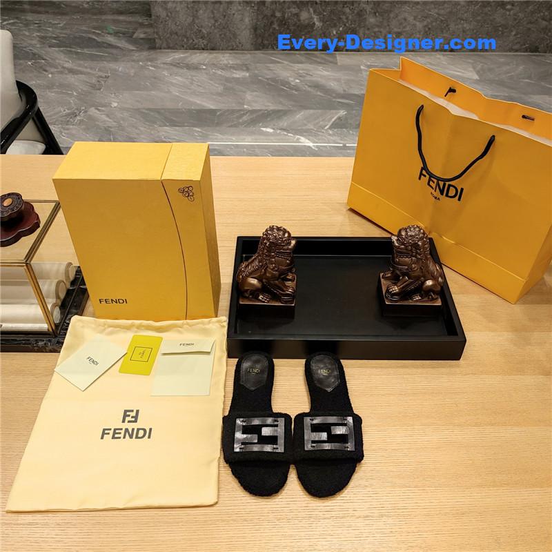 F**di lamb wool series slippers