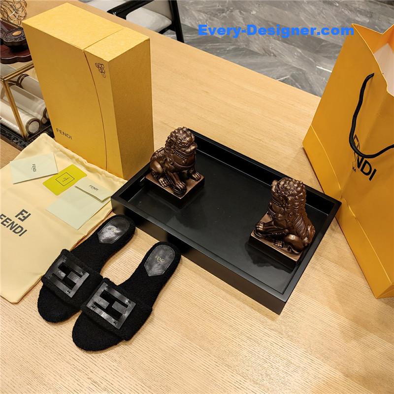 F**di lamb wool series slippers