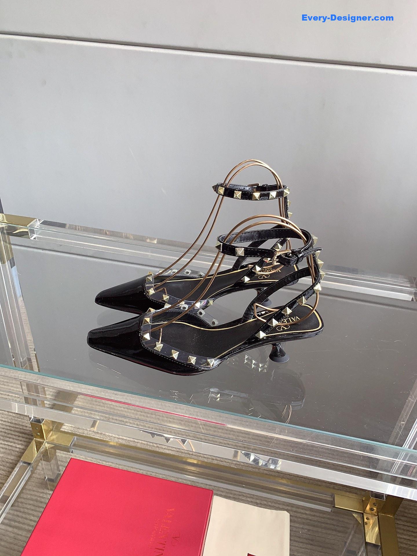 Va1e*ntin0 new rivet kitten heel sandals