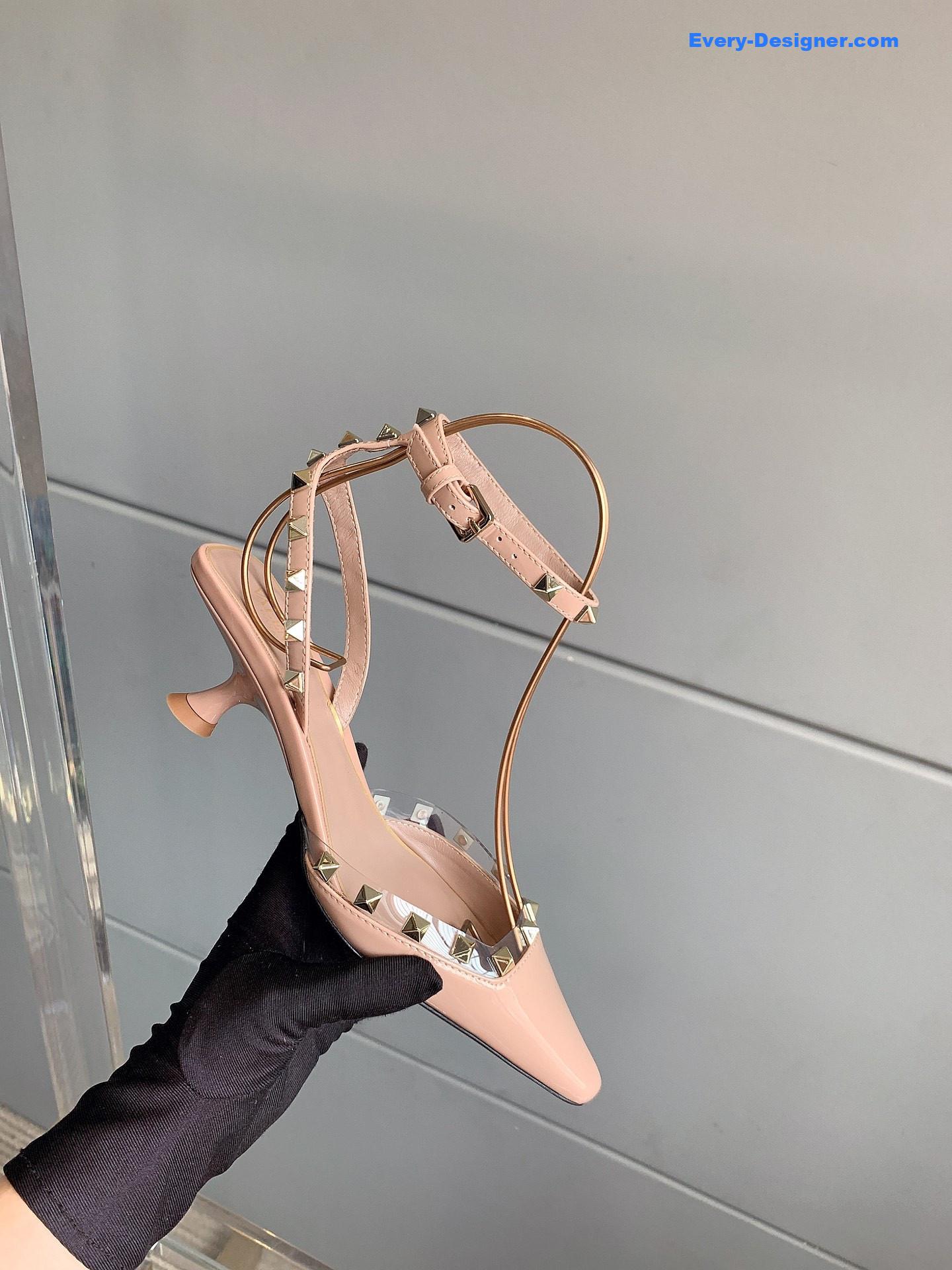 Va1e*ntin0 new rivet kitten heel sandals