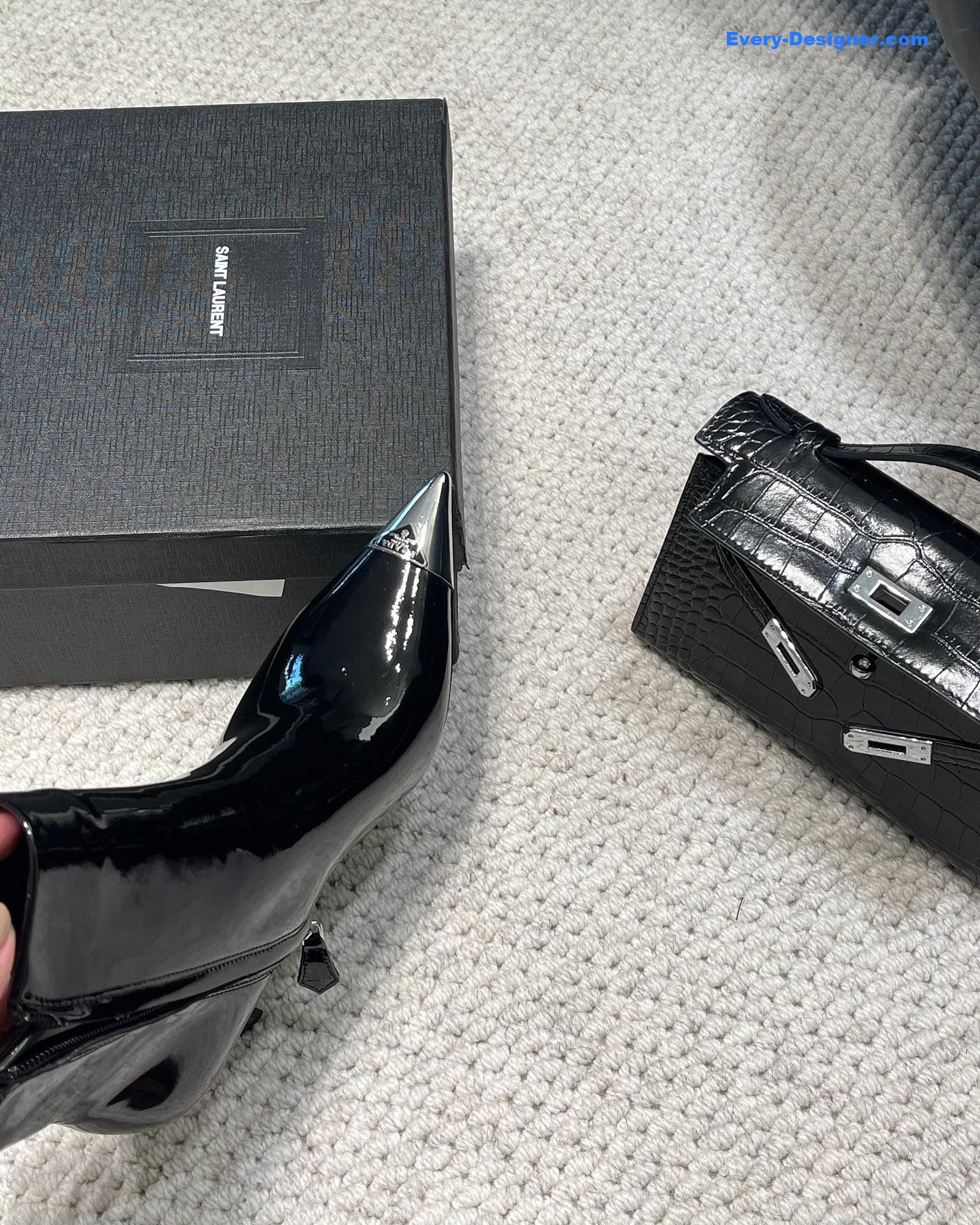 Pra*a autumn winter iron toe triangle logo ankle boots