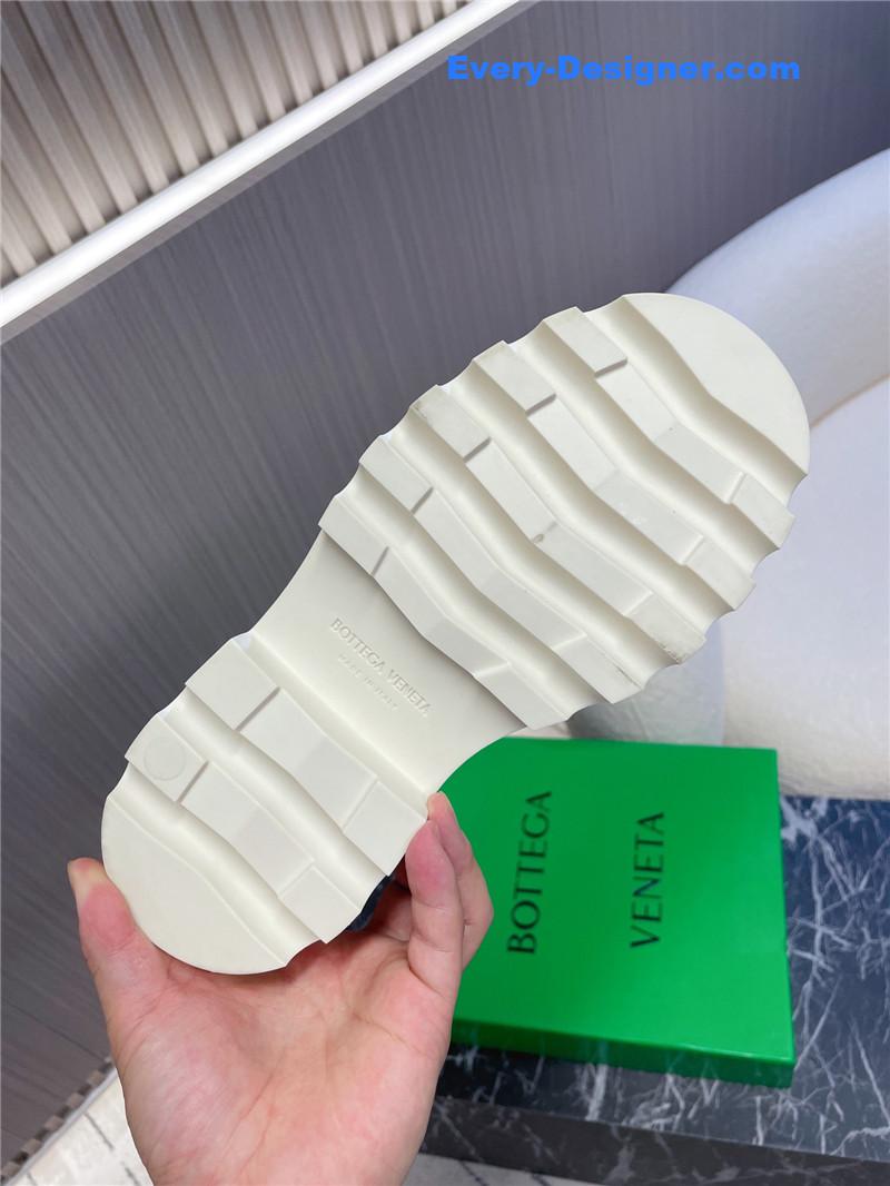 b0tt*ga Ven*ta couple’s biker boots