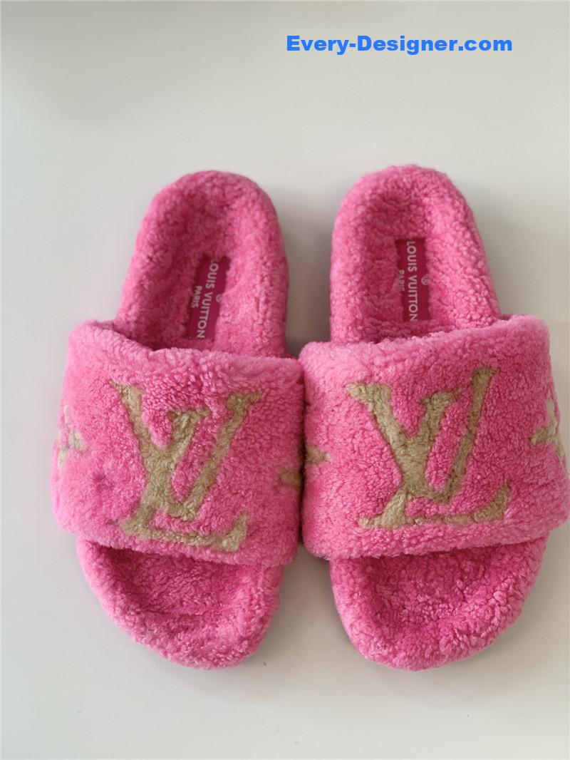 l0vis Vvtt0n lv new sheepskin wool slippers