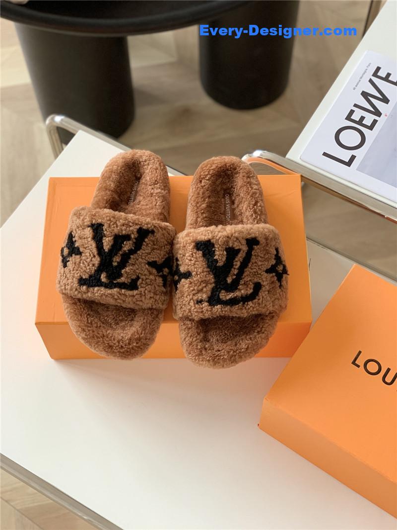 l0vis Vvtt0n lv new sheepskin wool slippers