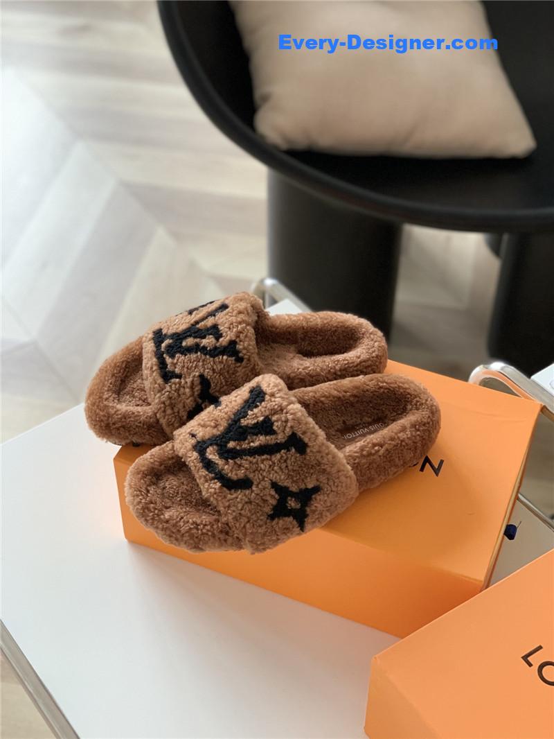 l0vis Vvtt0n lv new sheepskin wool slippers
