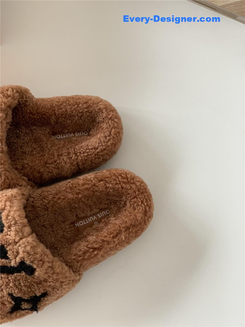 l0vis Vvtt0n lv new sheepskin wool slippers