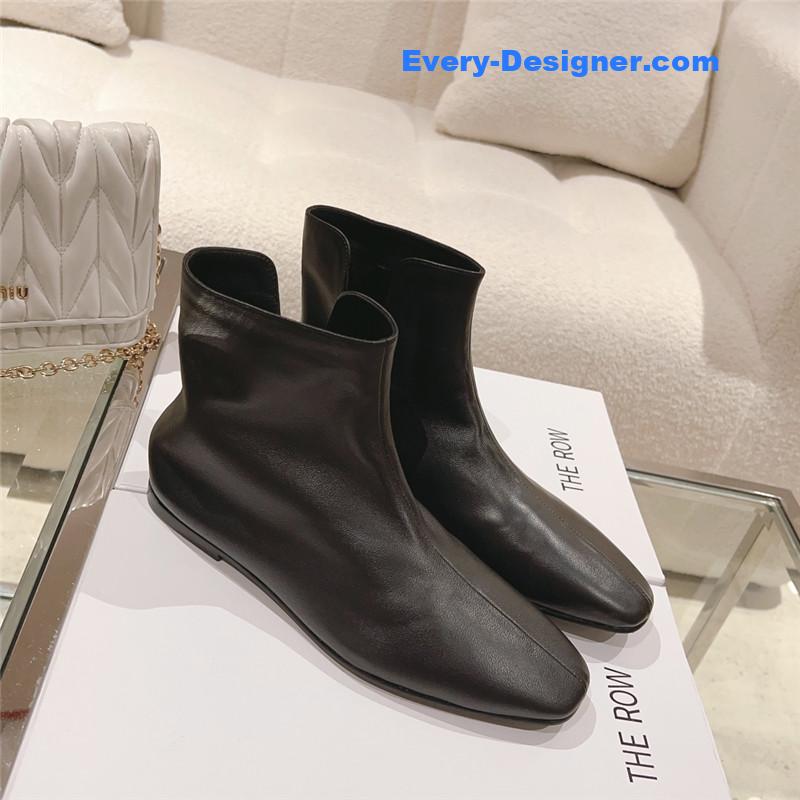 The R0w autumn and winter new flat boots