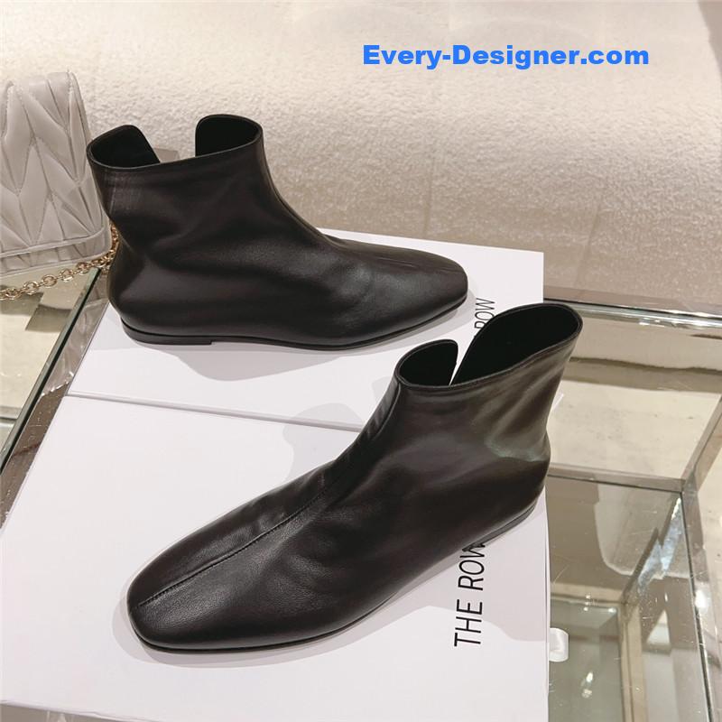 The R0w autumn and winter new flat boots