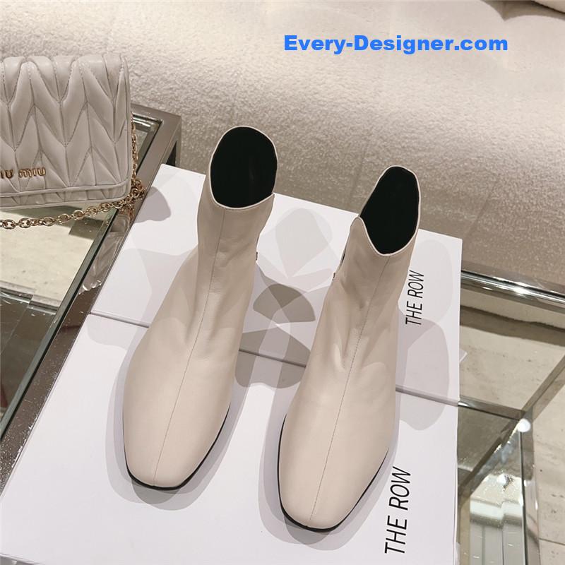 The R0w autumn and winter new flat boots