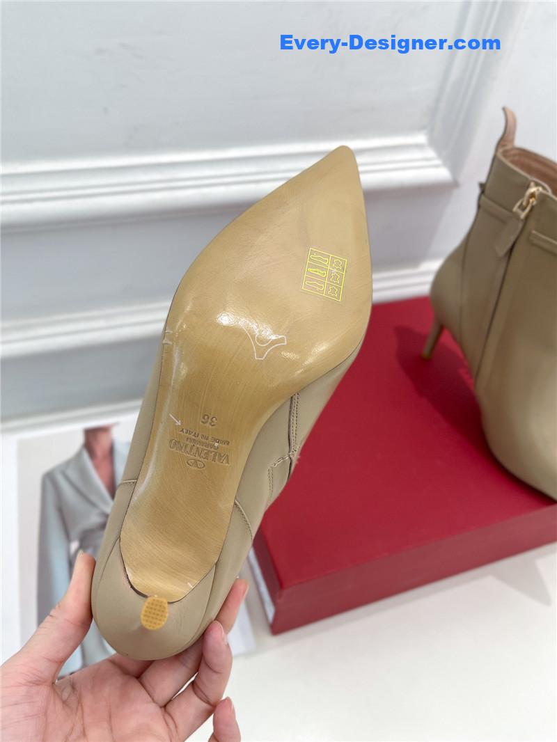 Va1e*ntin0 new high heel nude boots
