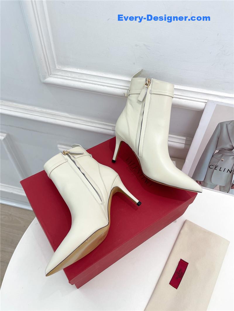 Va1e*ntin0 new high heel nude boots
