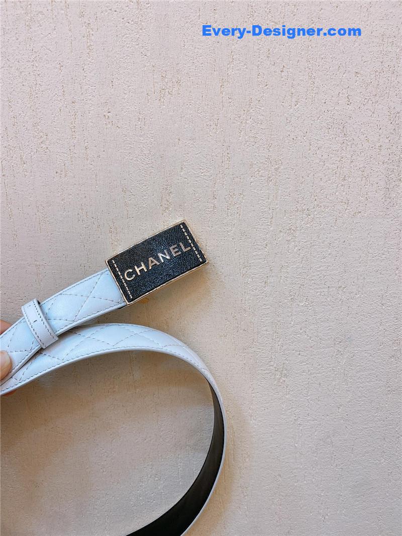 Ch**el gold metal logo buckle belt