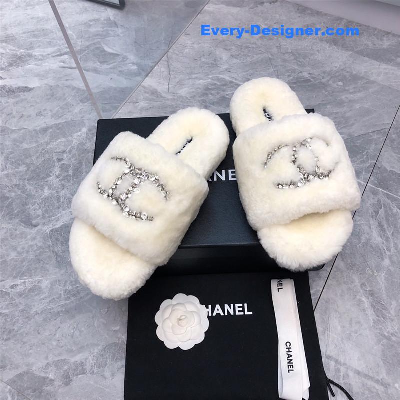 CC fur slippers