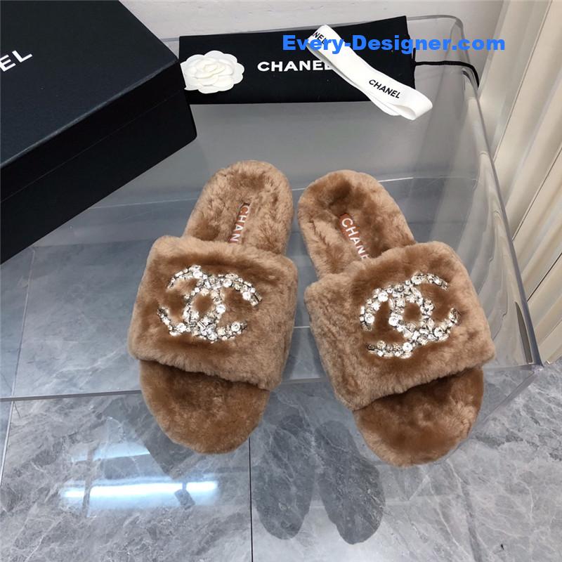 CC fur slippers