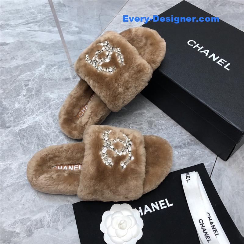 CC fur slippers