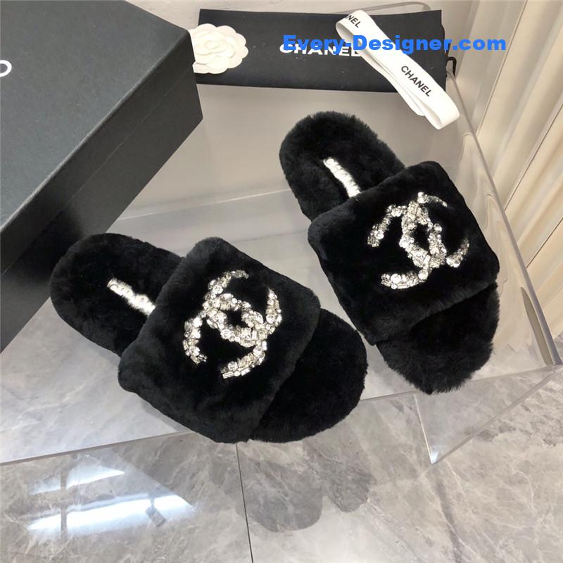 CC fur slippers