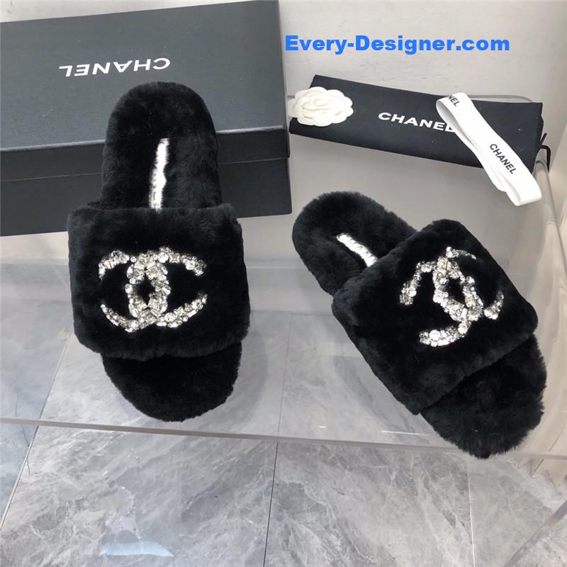 CC fur slippers